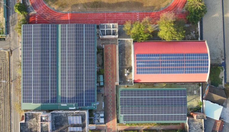 竹橋國中-成功案例-公共建築太陽能板建置-01-min