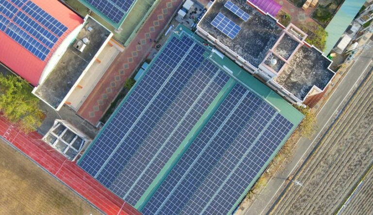 竹橋國中-成功案例-公共建築太陽能板建置-FU