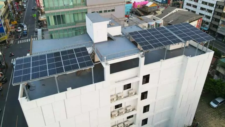 太和良月-成功案例-住家屋頂太陽能板建置-02
