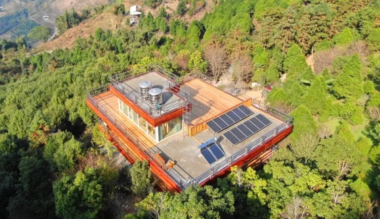 帶雪山木屋-住家屋頂太陽能板系統-成功案例-02