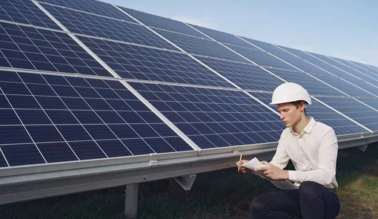 英國2030清潔電力計畫設定45-GW太陽能和22-GW-BESS目標-fu